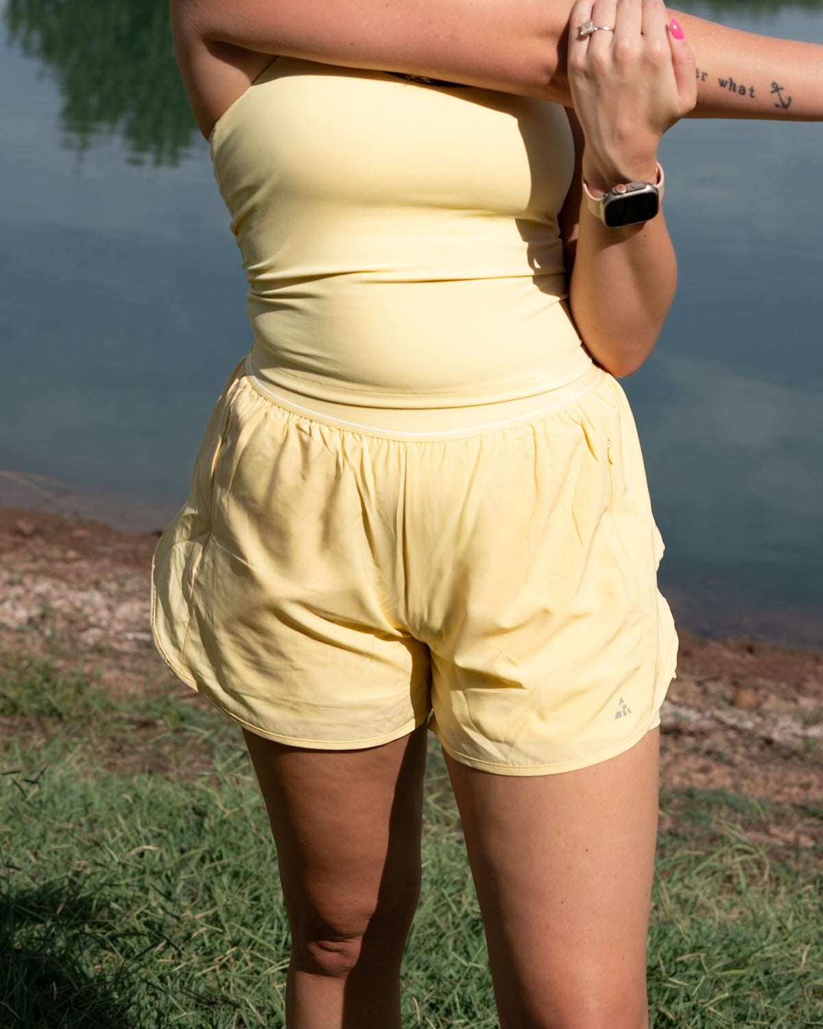 Pace Cropped Active Shorts- Butter Yellow