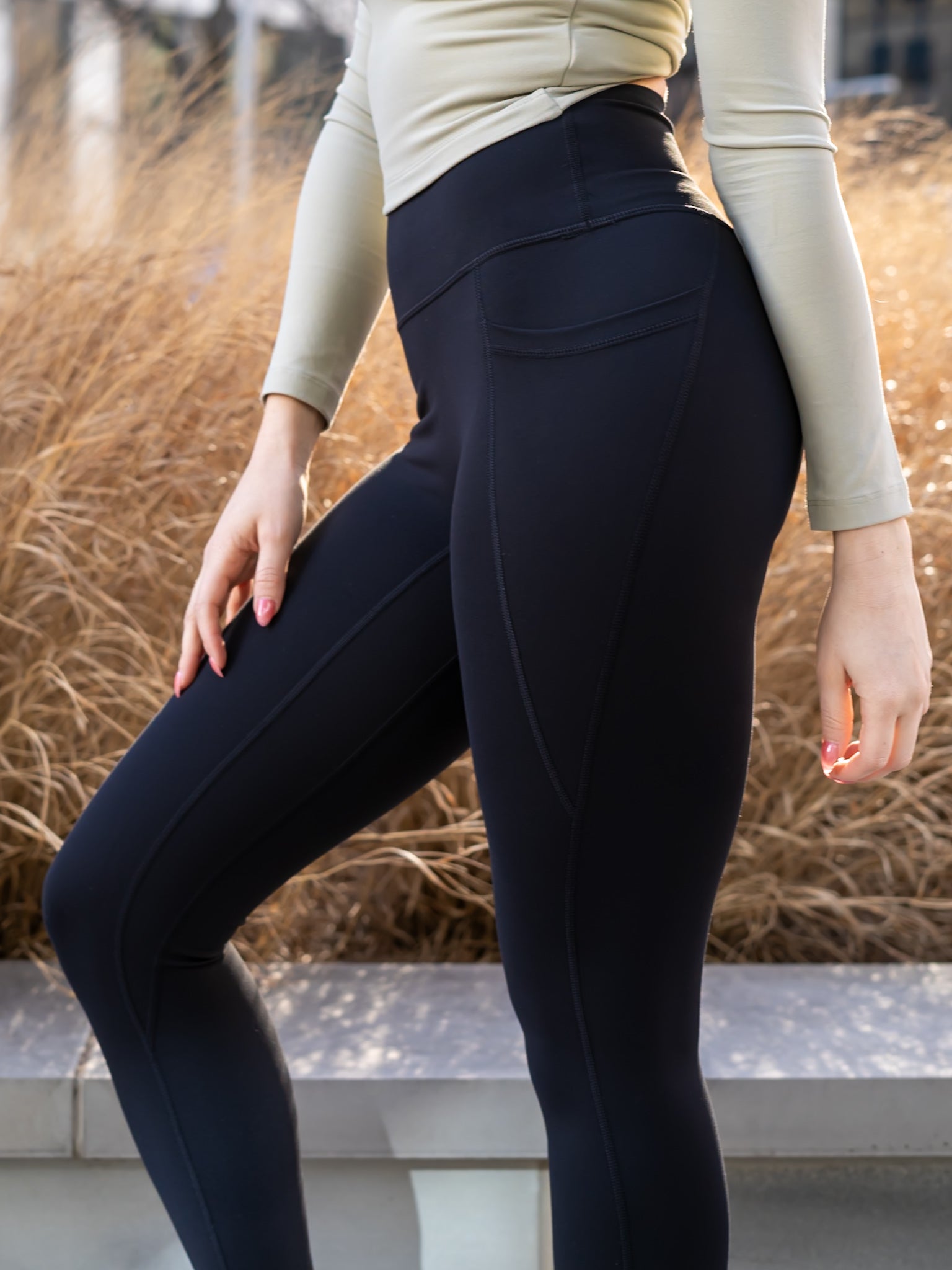 High Rise Uplift Leggings- Onyx