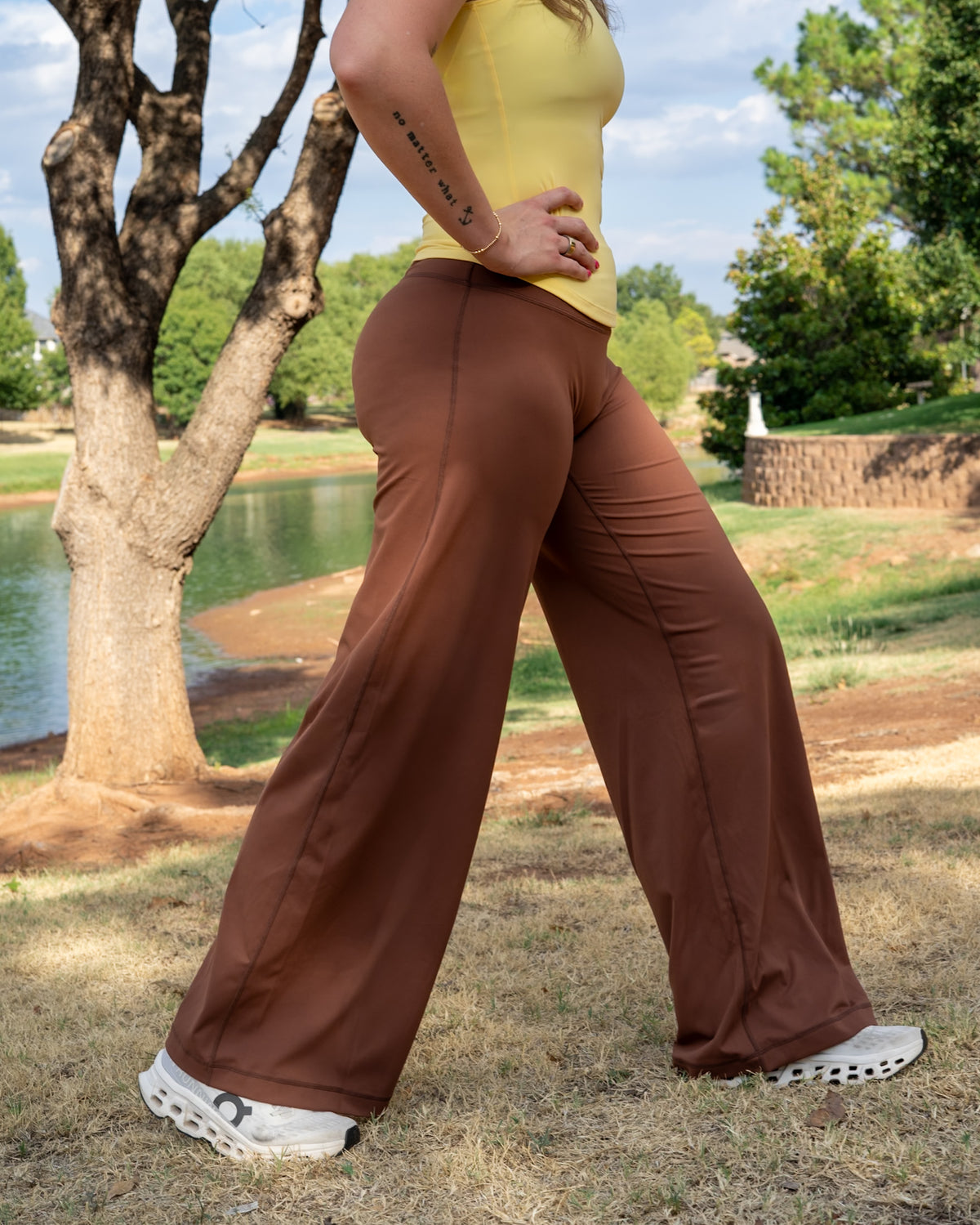 Reset Straight Leg Yoga Pants- Brown